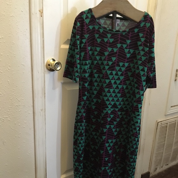 Versatile Dress - Picture 4 of 4